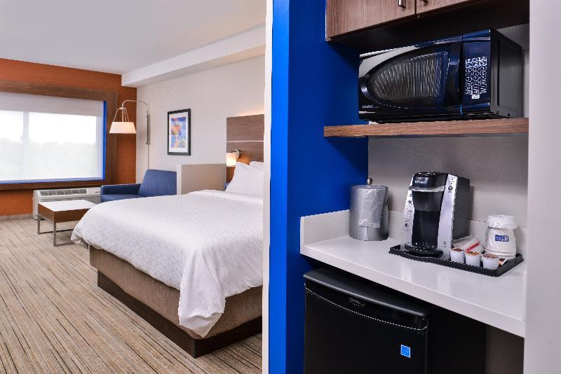Holiday Inn Express & Suites Farmville By Ihg Buitenkant foto